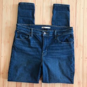 Levi’s 720 High Rise Super Skinny Jeans 32 waist